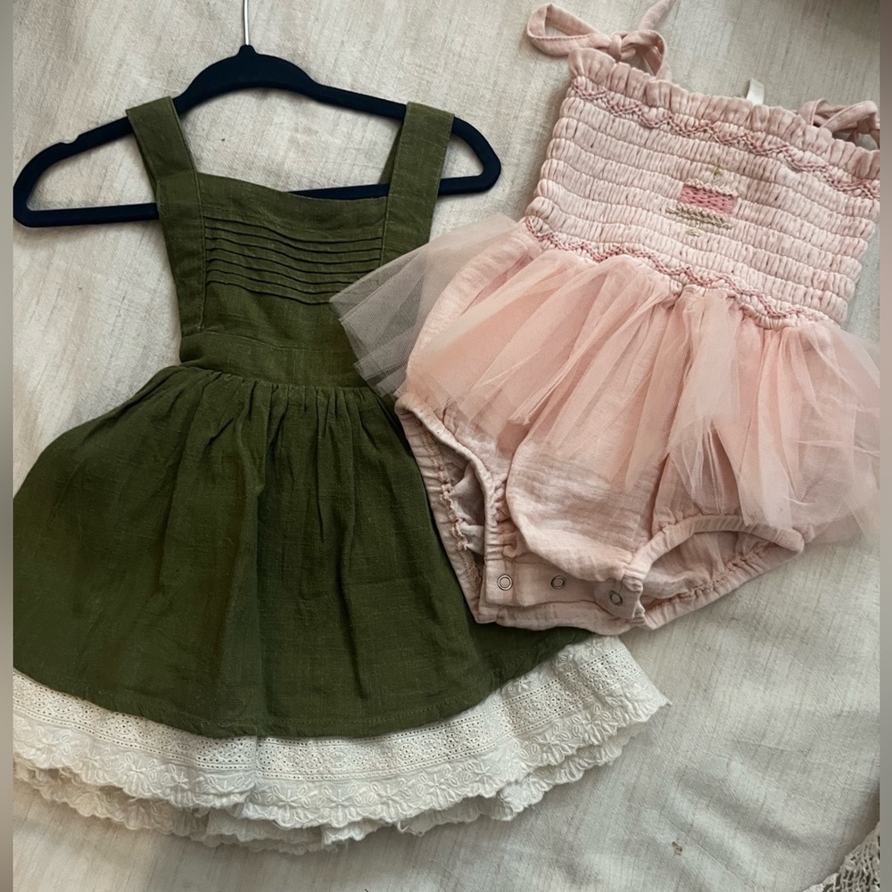 Sweethoney pinafore only 12 months